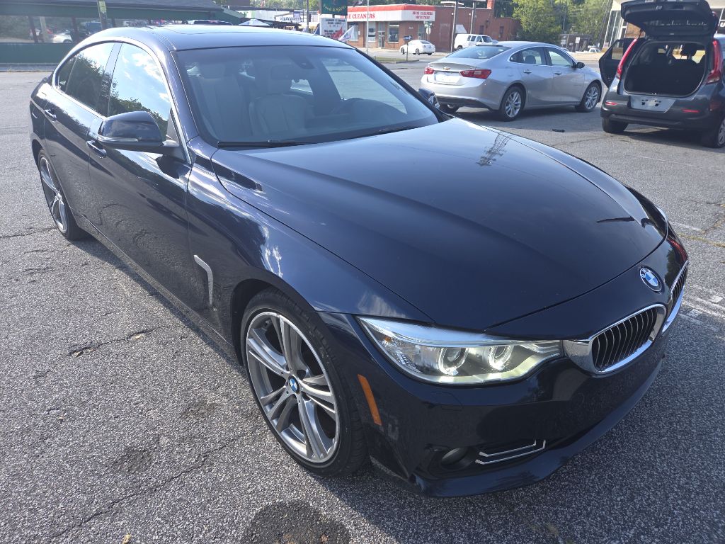 Photo 3 of this BMW 4 SERIES