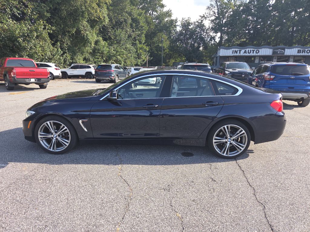 Photo 8 of this BMW 4 SERIES