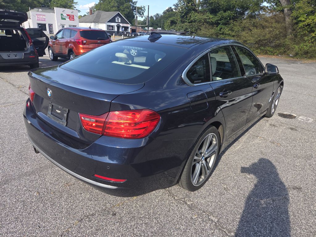Photo 4 of this BMW 4 SERIES