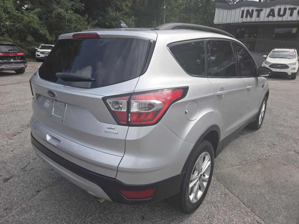 Photo 4 of this FORD ESCAPE