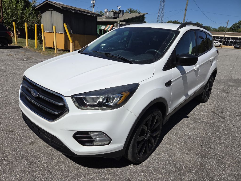 Photo 2 of this FORD ESCAPE
