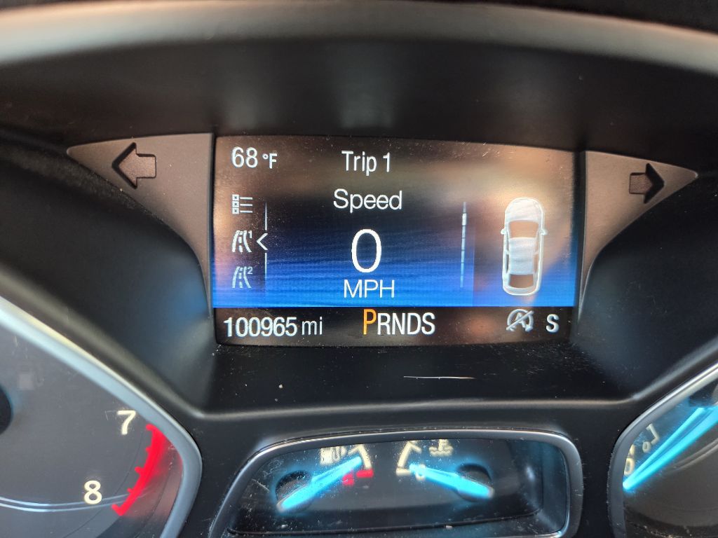 Photo 16 of this FORD ESCAPE