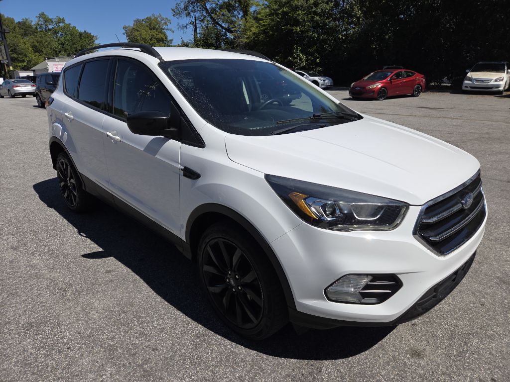 Photo 3 of this FORD ESCAPE