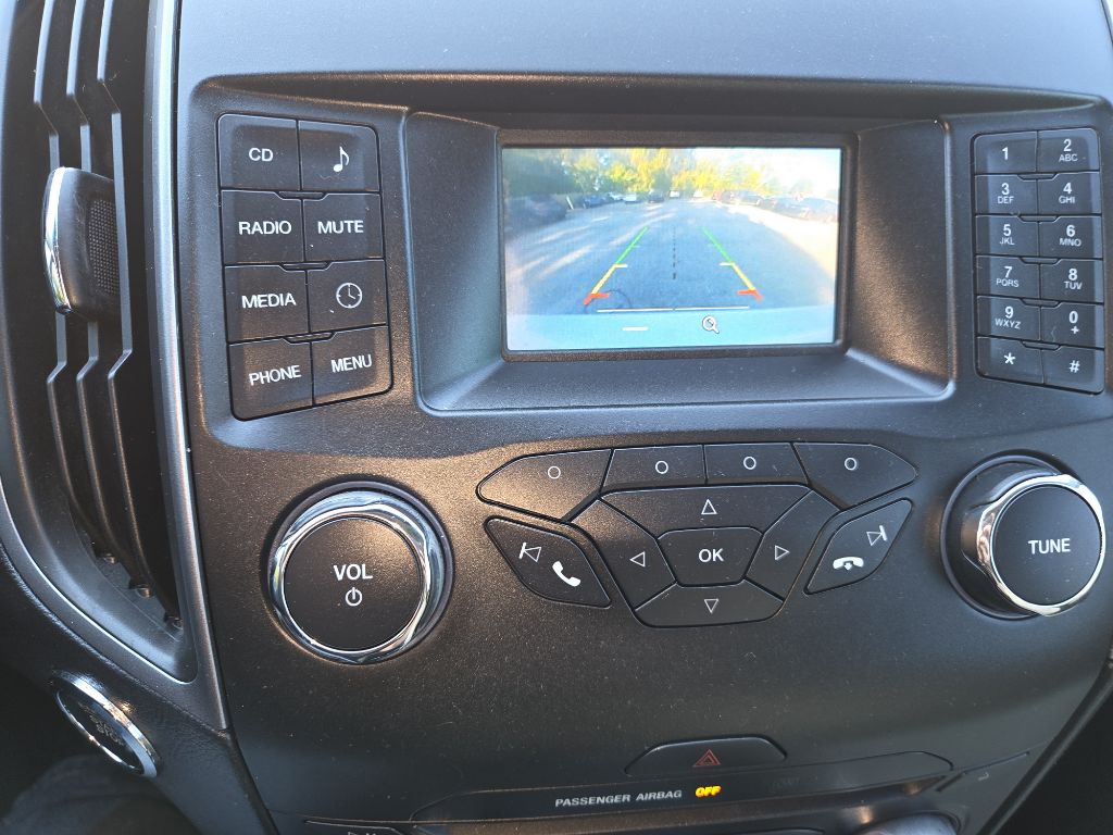Photo 15 of this FORD EDGE
