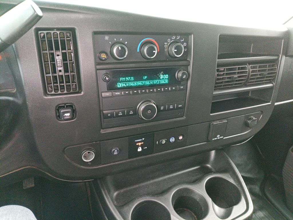 Photo 12 of this CHEVROLET EXPRESS