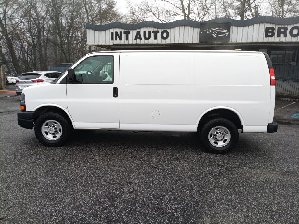Photo 10 of this CHEVROLET EXPRESS