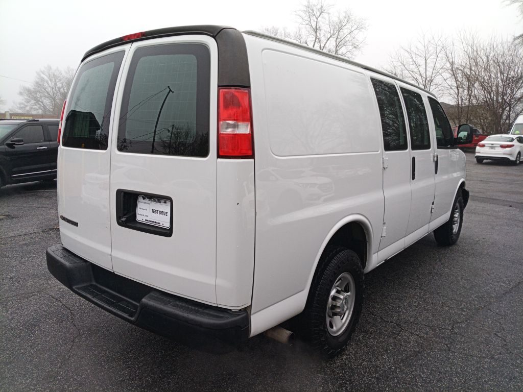Photo 7 of this CHEVROLET EXPRESS