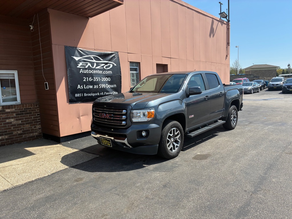 Gray 2015 GMC Canyon SLE Crew Cab 4WD Pickup Truck Four-Wheel Drive Automatic