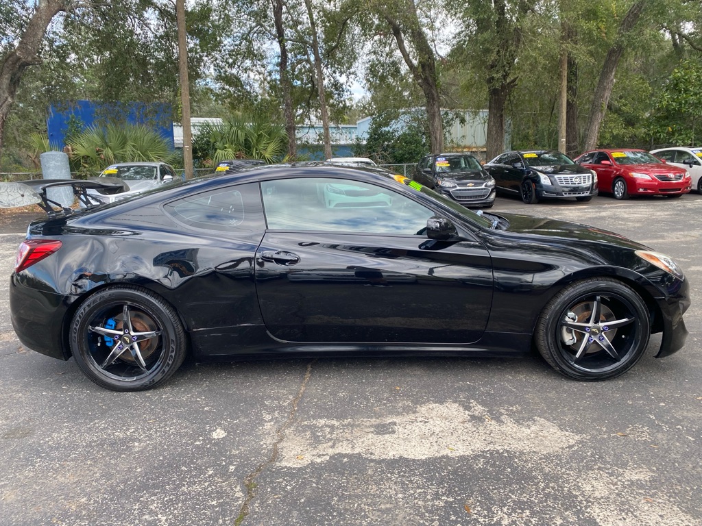 Photo 4 of this HYUNDAI GENESIS COUPE