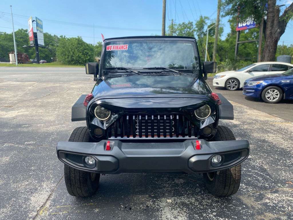 Photo 8 of this JEEP WRANGLER UNLIMI