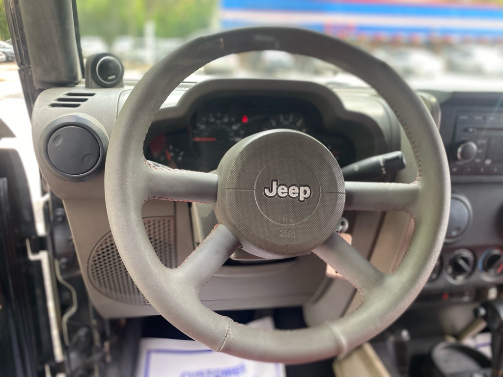 Photo 10 of this JEEP WRANGLER UNLIMI