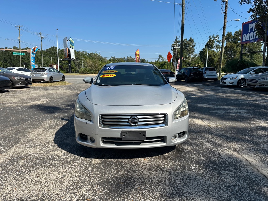 Photo 8 of this NISSAN MAXIMA