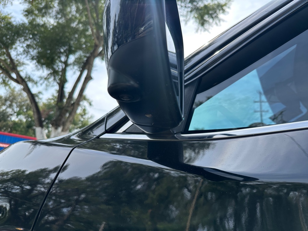 Photo 13 of this NISSAN ROGUE
