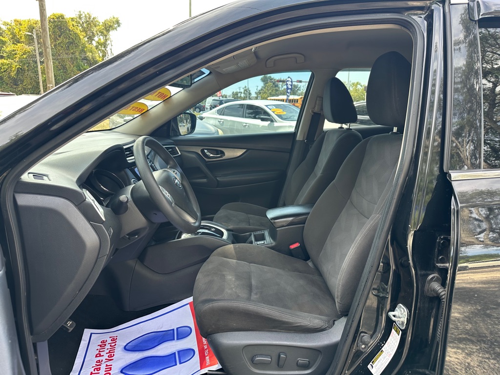 Photo 15 of this NISSAN ROGUE