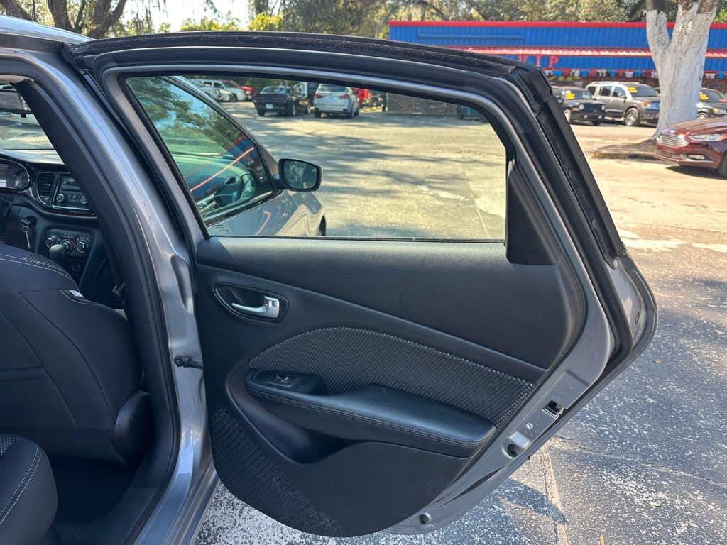 Photo 18 of this DODGE DART