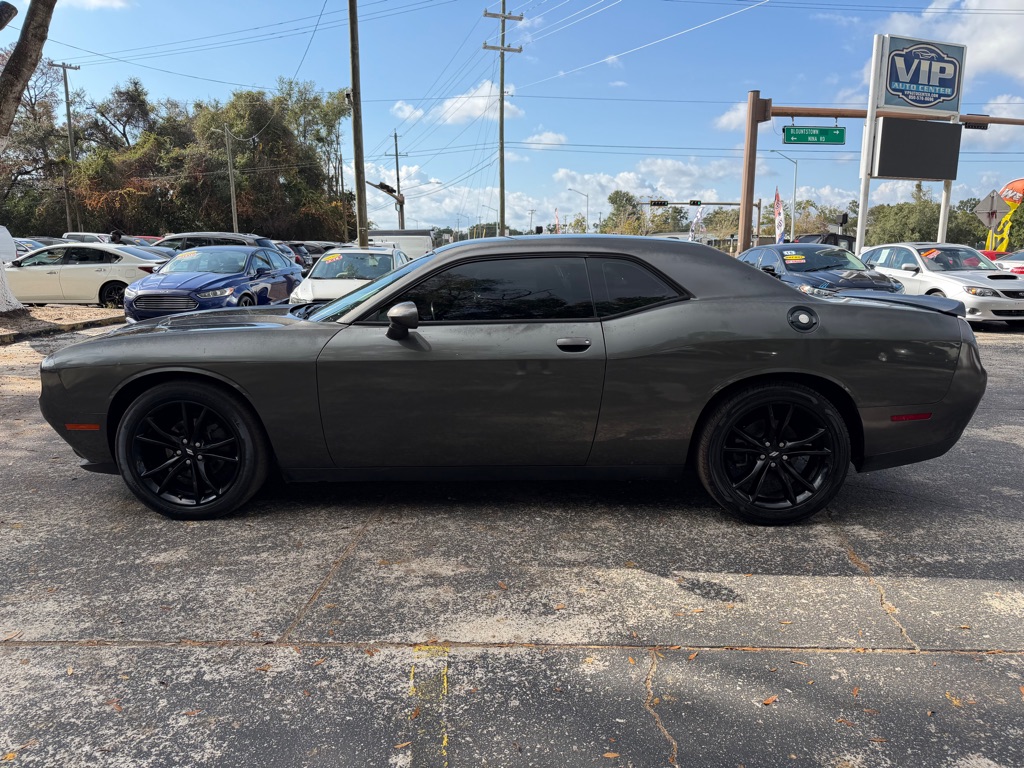 Photo 2 of this DODGE CHALLENGER