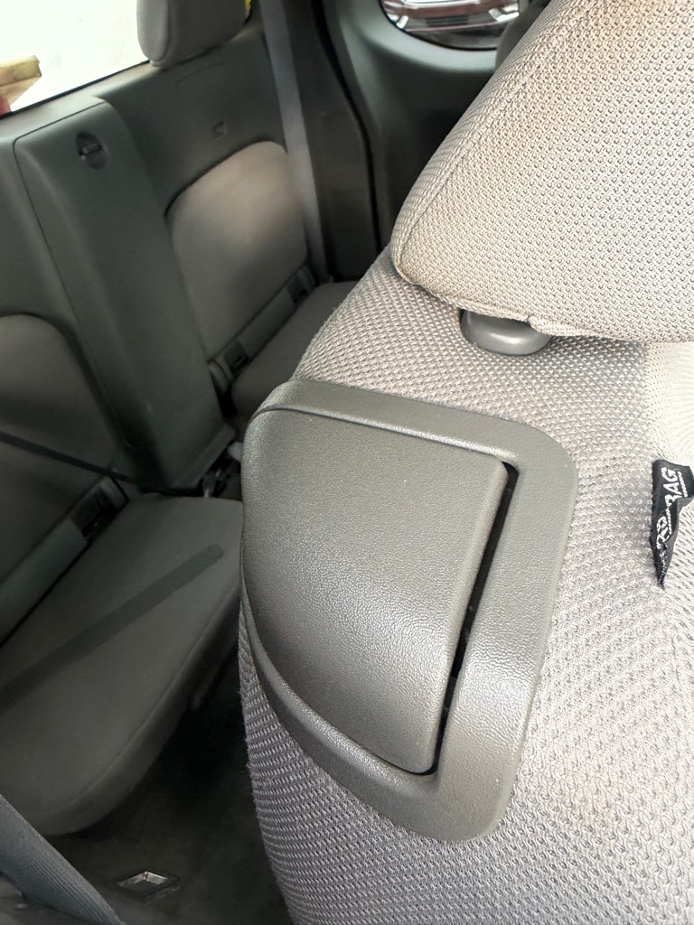 Photo 24 of this NISSAN FRONTIER