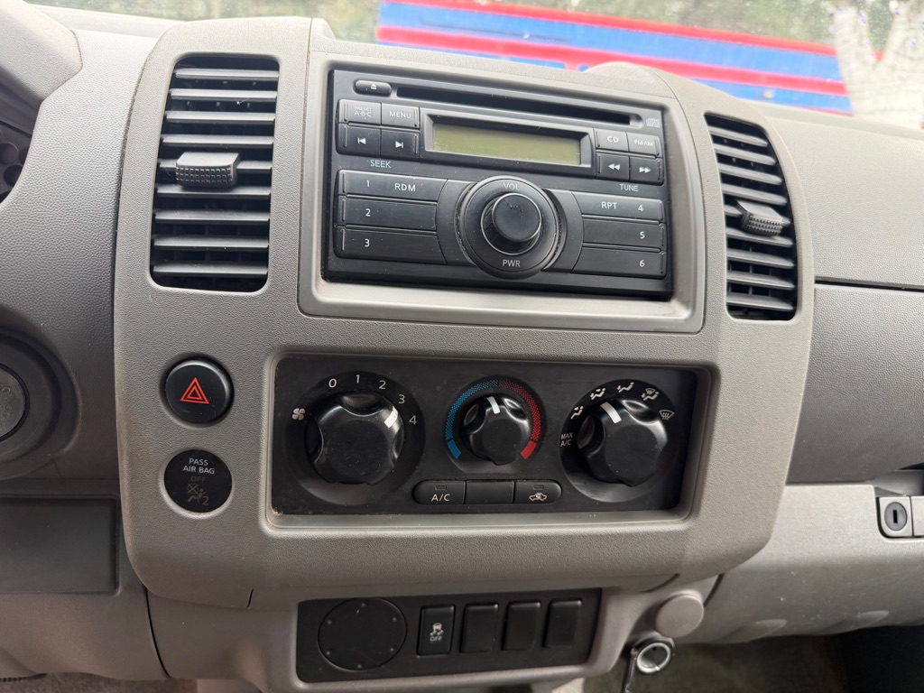 Photo 13 of this NISSAN FRONTIER