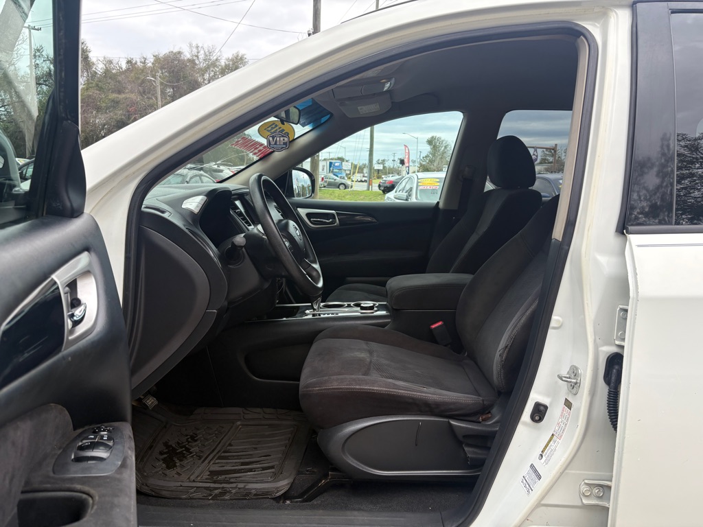 Photo 10 of this NISSAN PATHFINDER