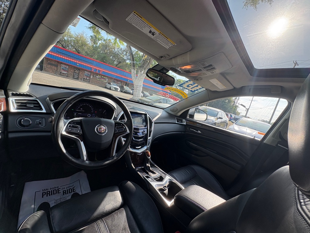 Photo 19 of this CADILLAC SRX