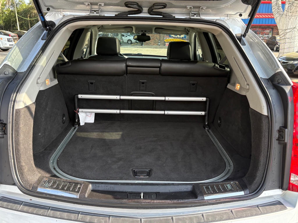 Photo 30 of this CADILLAC SRX