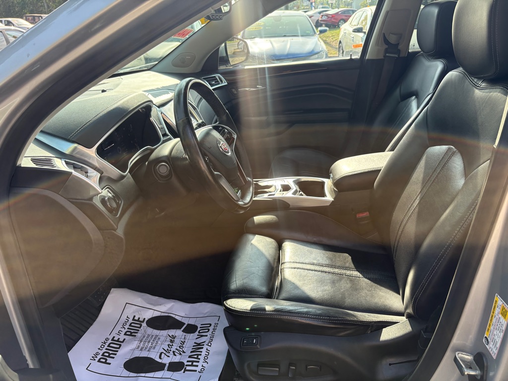 Photo 11 of this CADILLAC SRX
