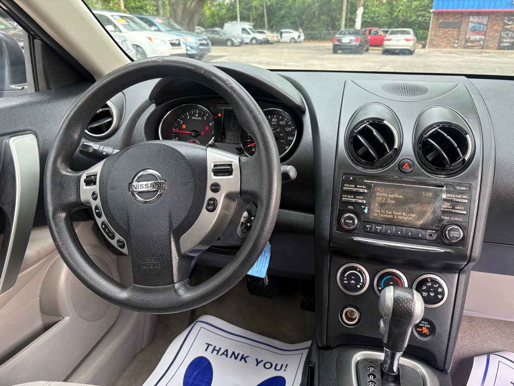 Photo 18 of this NISSAN ROGUE SELECT