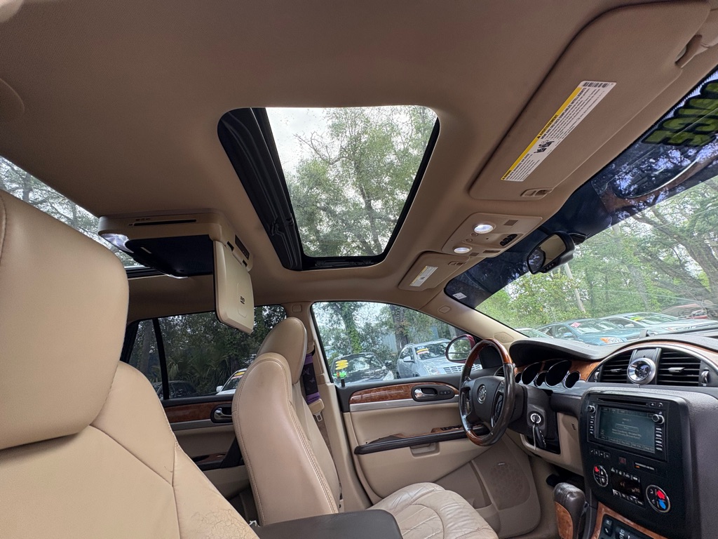 Photo 24 of this BUICK ENCLAVE
