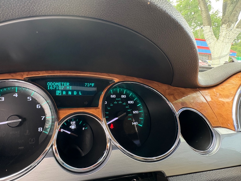 Photo 25 of this BUICK ENCLAVE