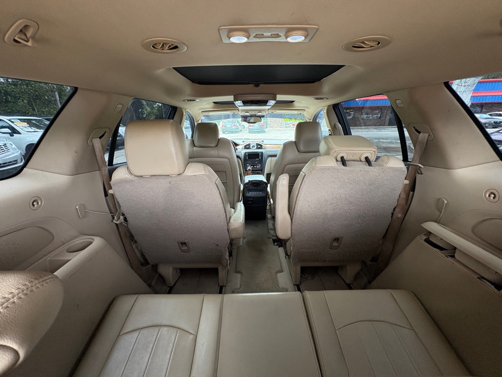Photo 18 of this BUICK ENCLAVE