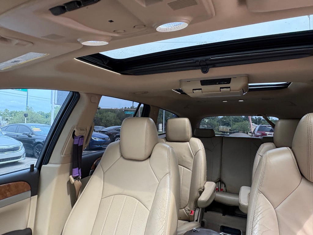Photo 26 of this BUICK ENCLAVE