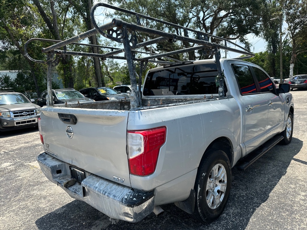 Photo 4 of this NISSAN TITAN