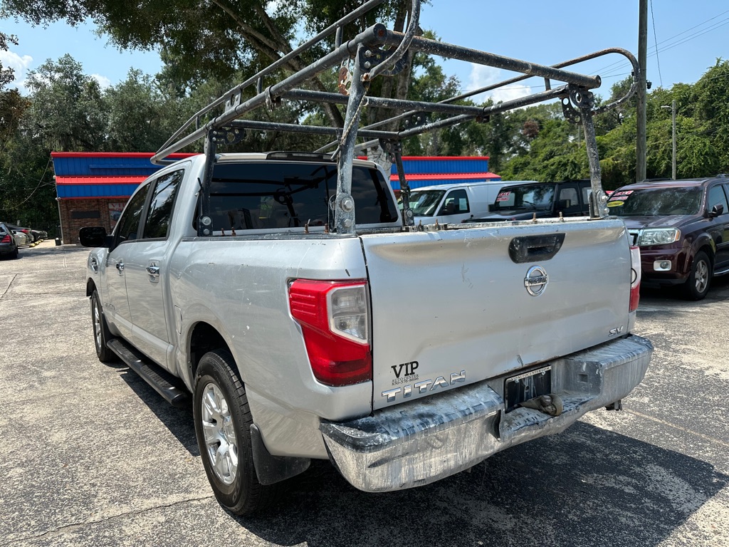 Photo 3 of this NISSAN TITAN