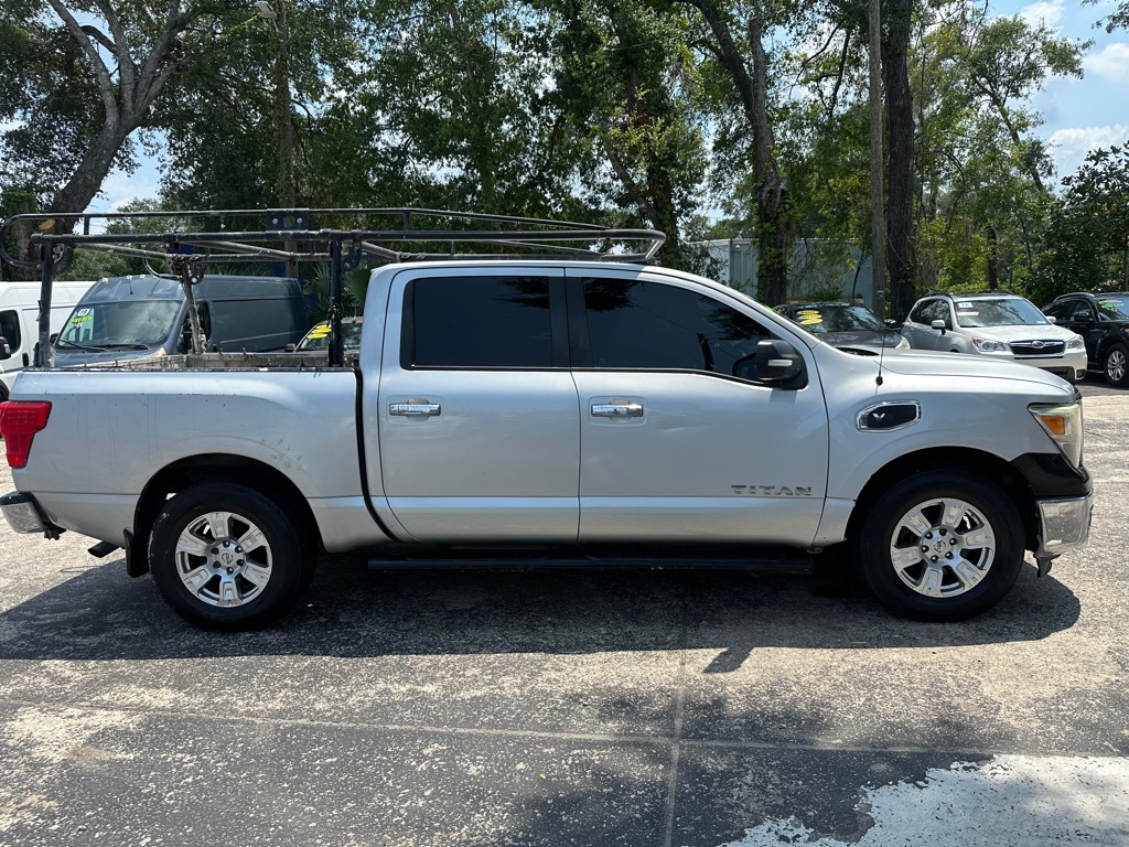 Photo 5 of this NISSAN TITAN