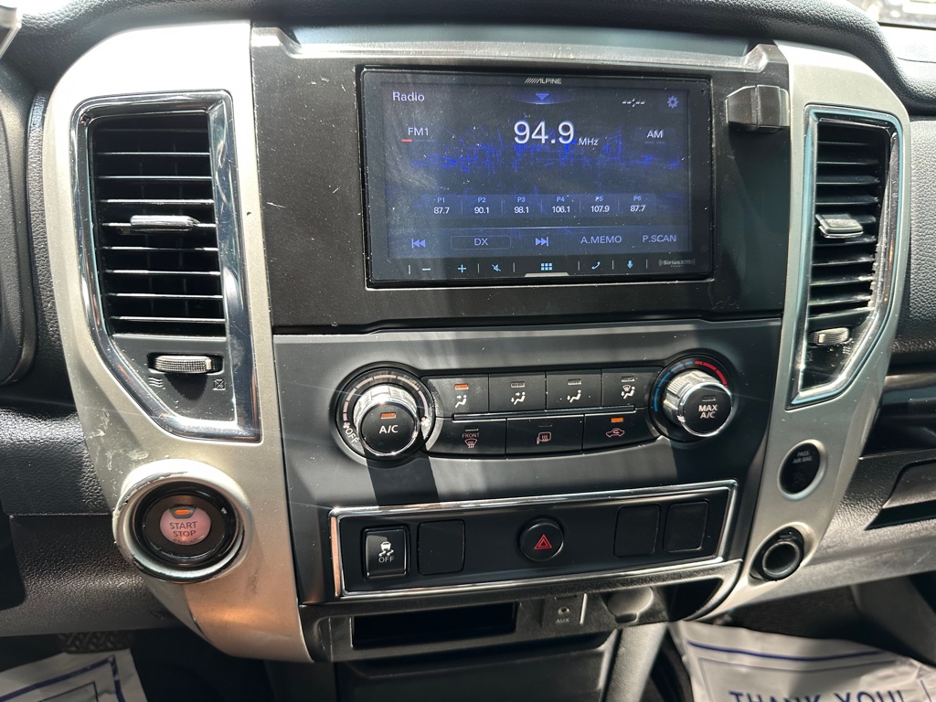 Photo 23 of this NISSAN TITAN