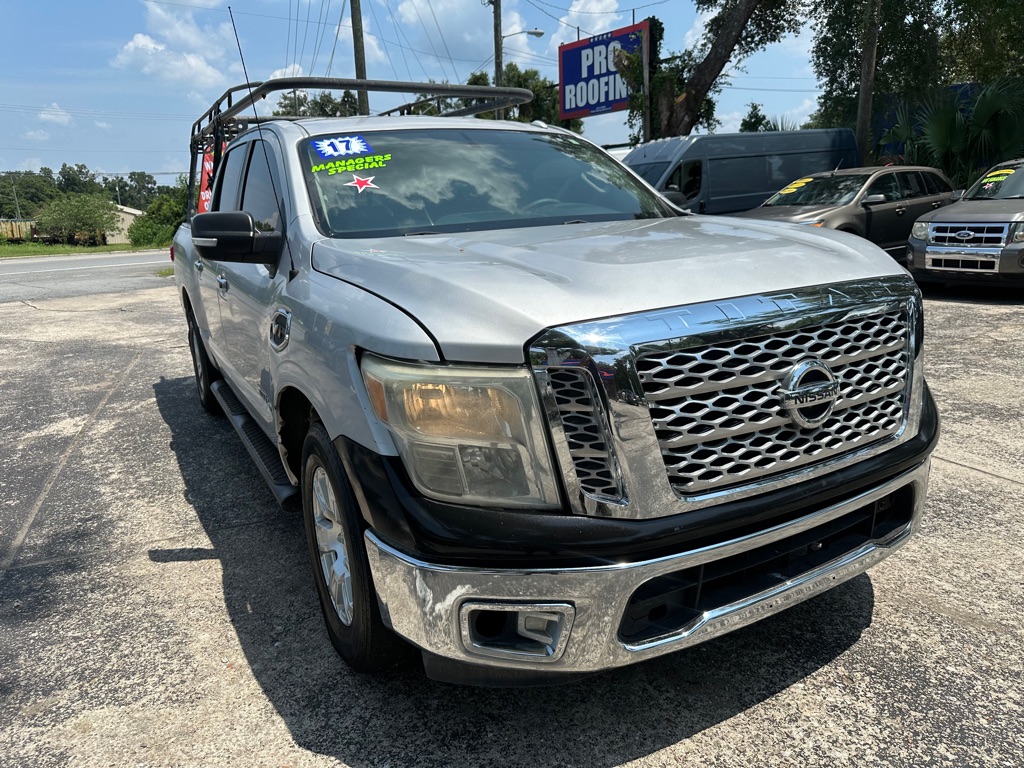Photo 6 of this NISSAN TITAN