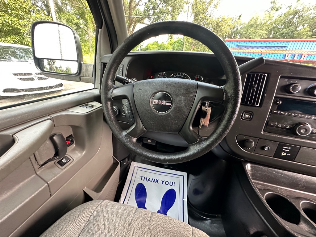Photo 16 of this GMC SAVANA