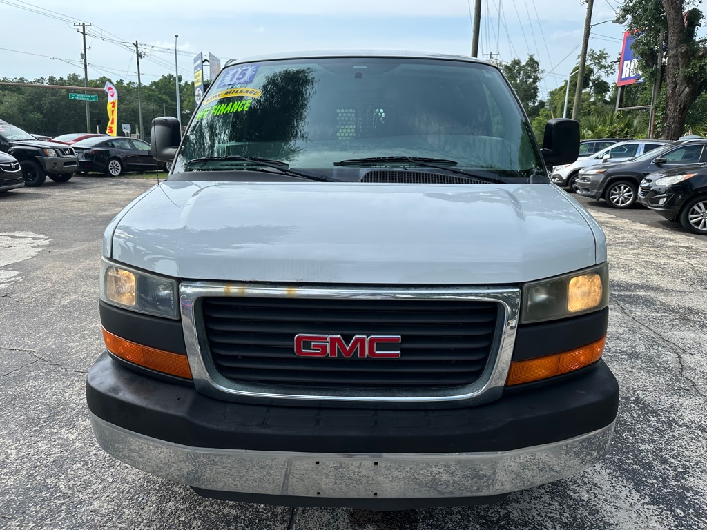 Photo 8 of this GMC SAVANA