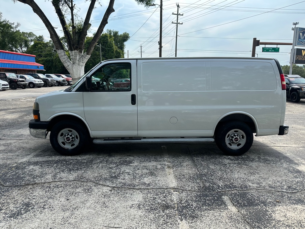 Photo 2 of this GMC SAVANA