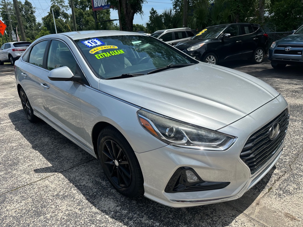Photo 7 of this HYUNDAI SONATA