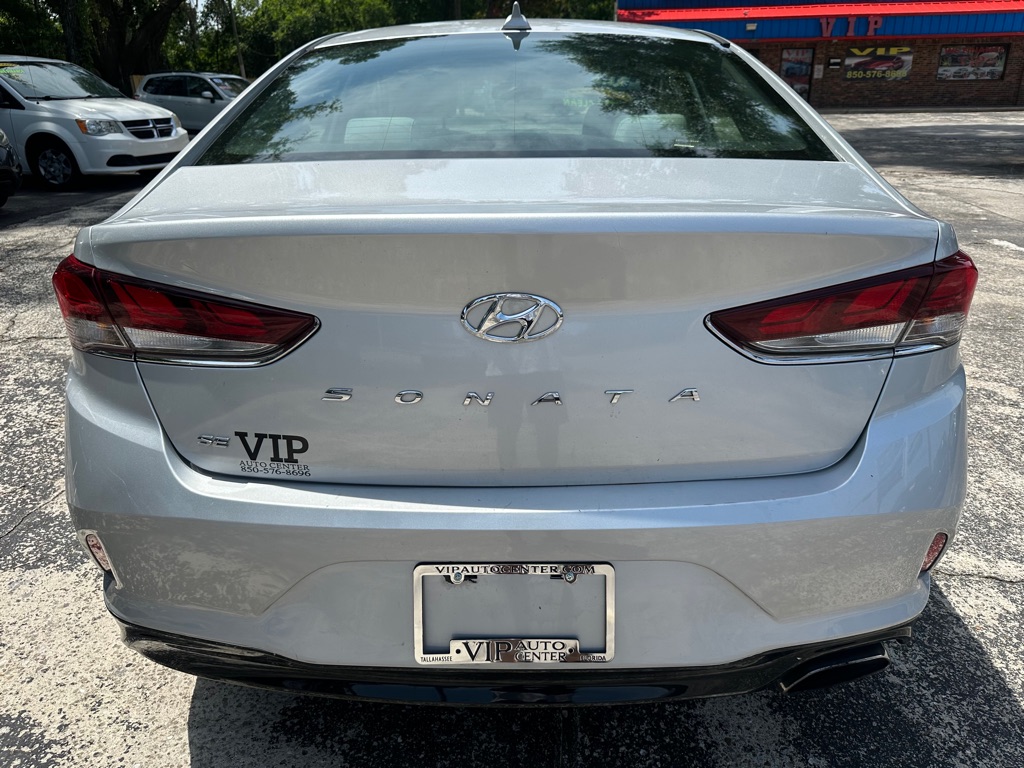 Photo 4 of this HYUNDAI SONATA