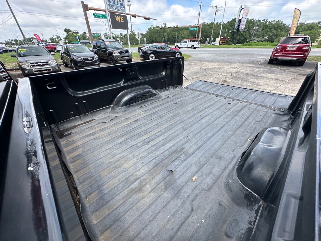 Photo 13 of this GMC SIERRA