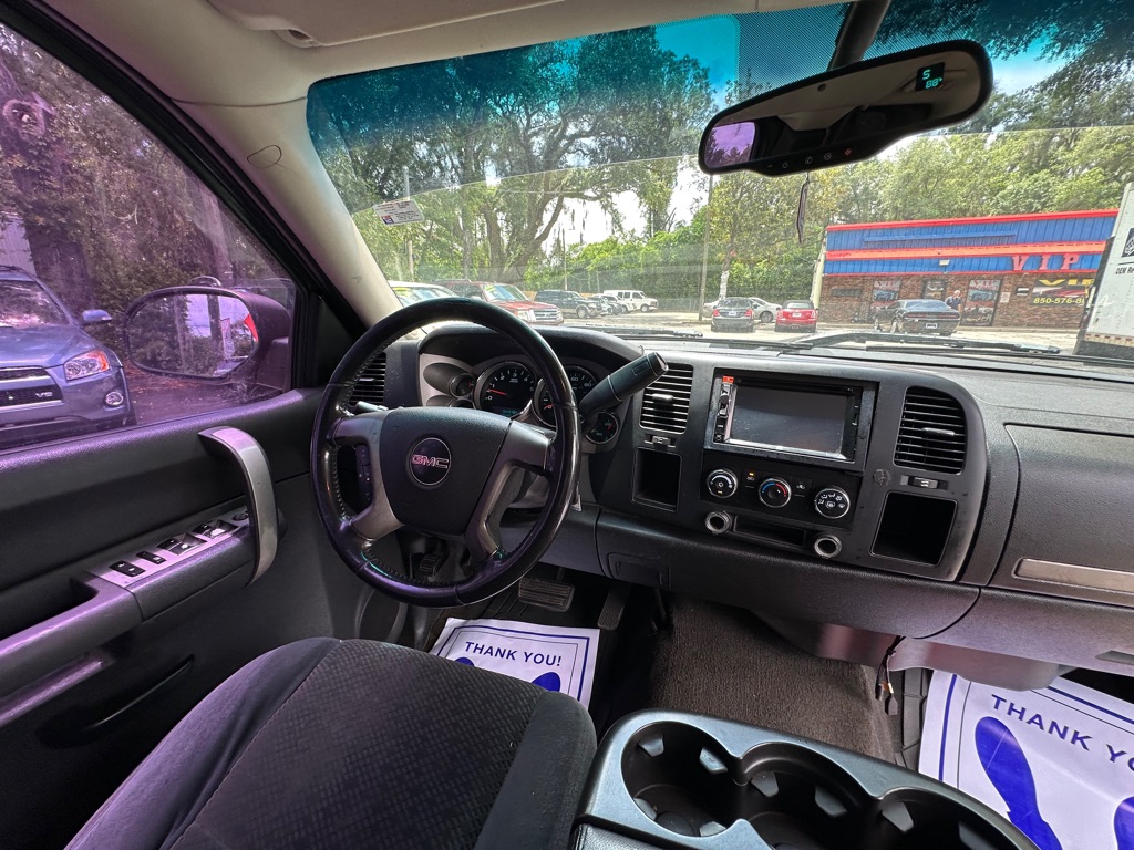 Photo 22 of this GMC SIERRA