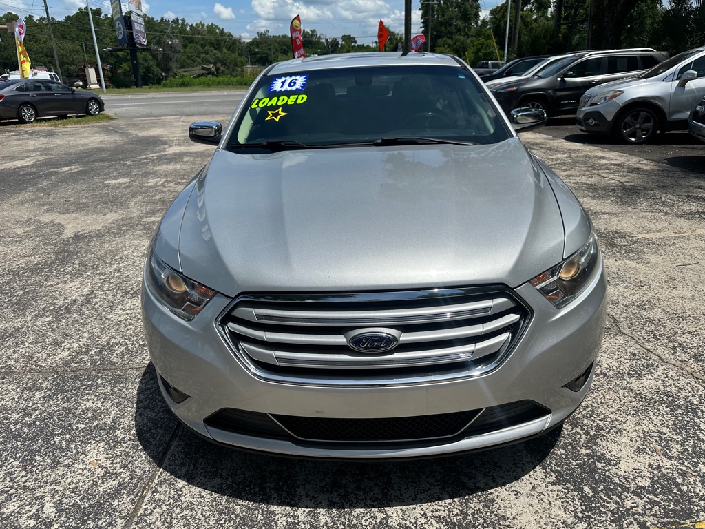 Photo 8 of this FORD TAURUS