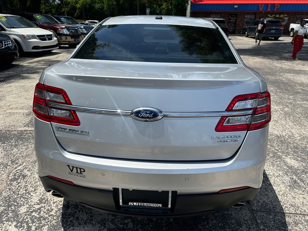 Photo 4 of this FORD TAURUS