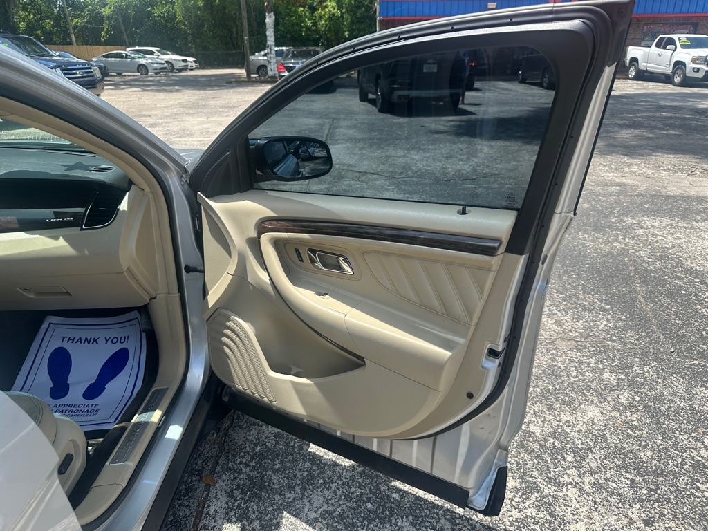 Photo 11 of this FORD TAURUS