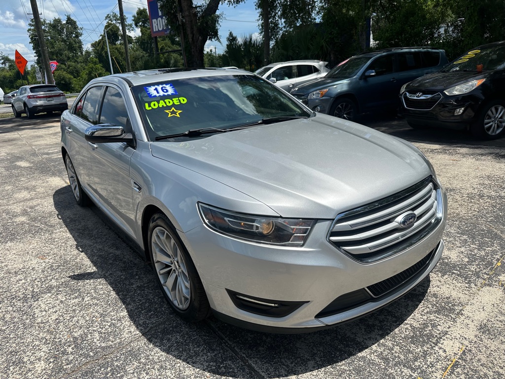 Photo 7 of this FORD TAURUS