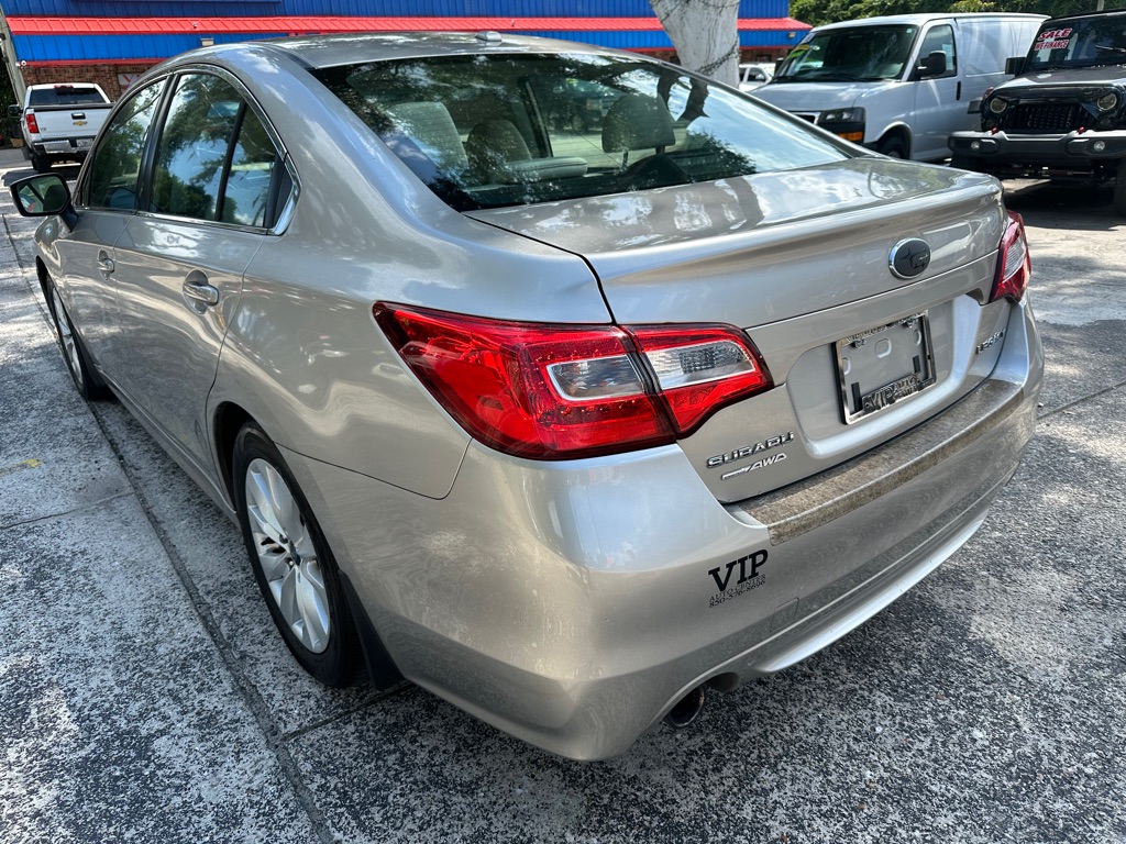 Photo 3 of this SUBARU LEGACY