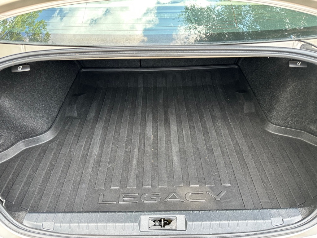 Photo 29 of this SUBARU LEGACY