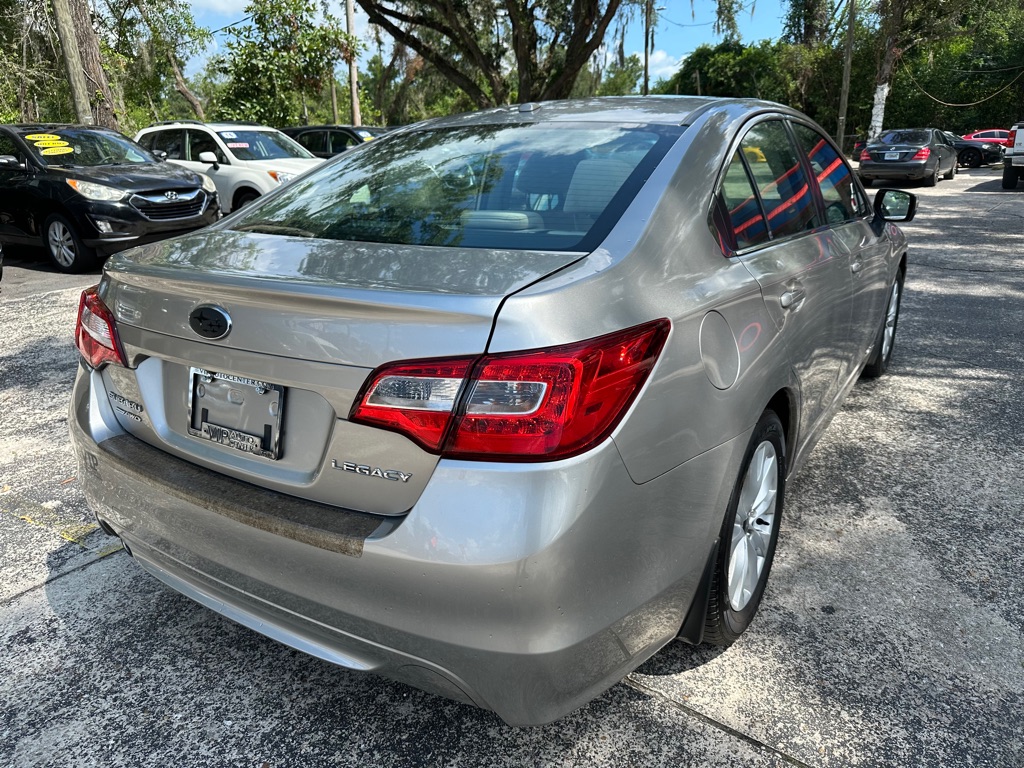 Photo 5 of this SUBARU LEGACY